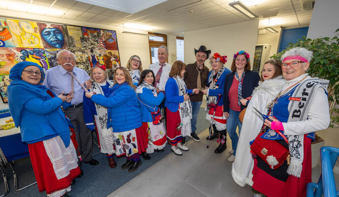 Altweiberfasching PZ Jung Rathaus