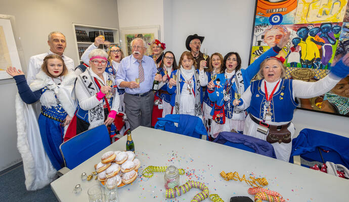 Altweiberfasching PZ Jung Rathaus