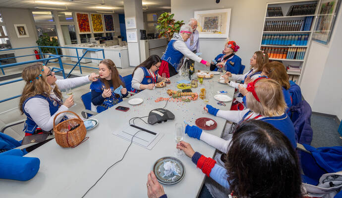 Altweiberfasching PZ Jung Rathaus