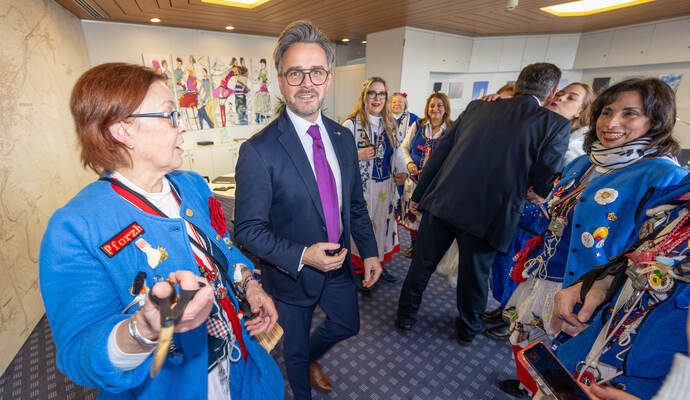 Altweiberfasching PZ Jung Rathaus