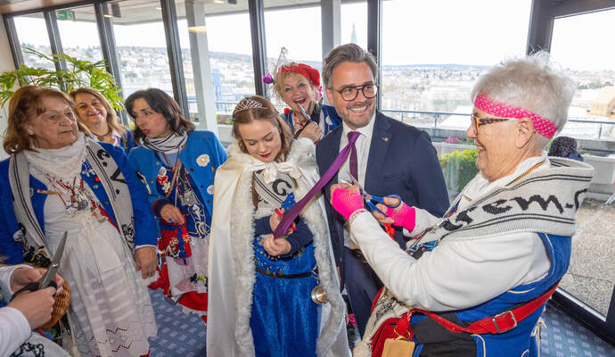 Altweiberfasching PZ Jung Rathaus