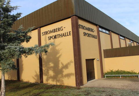 Als eine der wichtigsten Investitionen steht in diesem Jahr die Erneuerung des Flachdachs der Stromberg-Sporthalle für 500.000 Euro an.