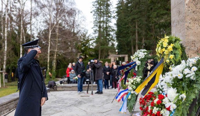 Gedenken Hauptfriedhof Bombenangriff