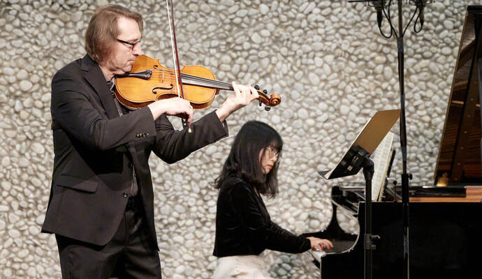 Pforzheimer Musikwinter. "Bitteres Blumengemüse" im Reuchlinhaus.