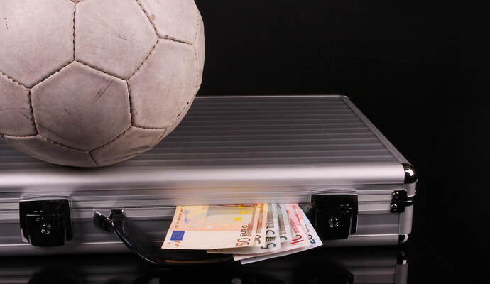 Die aktuellen Maßnahmen stünden nicht mit dem Verein GU-Türkischer SV Pforzheim in Verbindung.