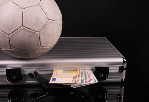 Die aktuellen Maßnahmen stünden nicht mit dem Verein GU-Türkischer SV Pforzheim in Verbindung.