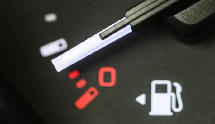 Tankanzeige im Auto