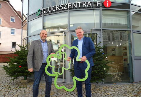 Muss Touristik-und-Kur-Leiter Döbereiner (rechts im Bild) bald mit einer Stelle weniger klar kommen?