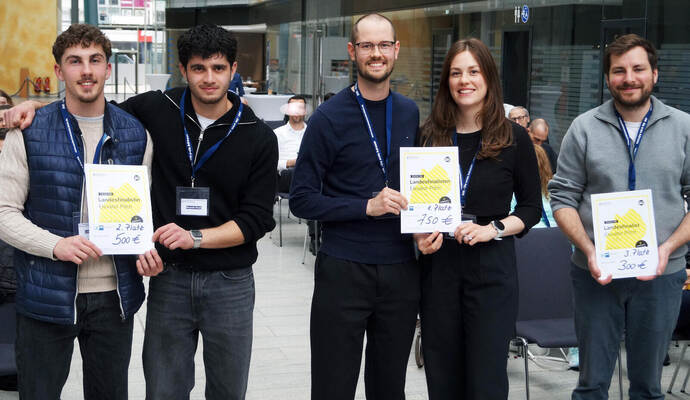 Sie konnten die Jury überzeugen (von links): Pavel Mustafa und Luis Gergert aus Mühlacker (Platz zwei), Elisabeth und JakobTillery (Platz eins) aus Horb sowie Ben Köhler (Platz drei) aus Pforzheim. Elisabeth und Jakob Tillery (1.) aus Horb.