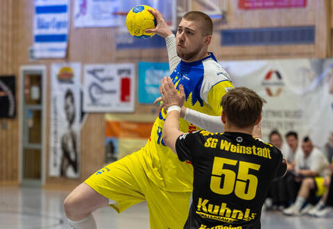 Für Yannick Müller (am Ball) geht es am Samstag mit dem HC Neuenbürg zur SG Weinstadt.