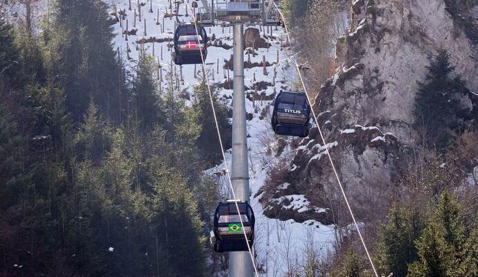 Gondel in Schweizer Skigebiet abgestürzt