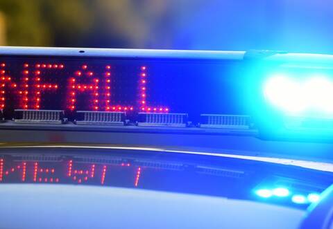 Symbolbild - Polizei sichert Unfallstelle