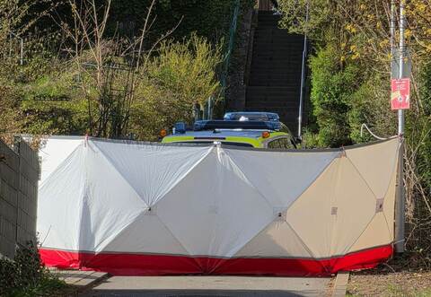 Mann stirbt nach Polizeischüssen bei Verfolgungsfahrt