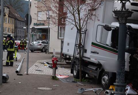 Lastwagen-Unfall in Schramberg 