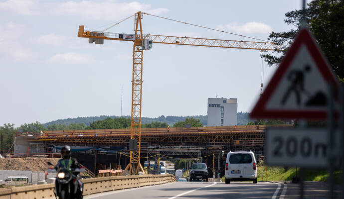 Baustelle A8 B10 Brücke