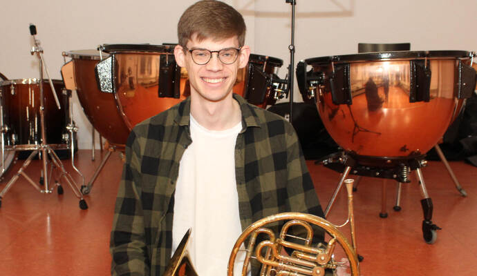 Ein gemeinsames Konzert des Mühlacker Musikvereins und des Südwestdeutschen Kammerorchesters Pforzheim am 4. Juliorganisiert der Hornist Paul Rapp aus Mühlacker im Rahmen seines Studiums.