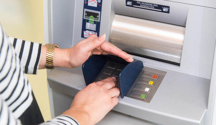 Auslaufmodell? So sicher ist das Geldabheben in Deutschland