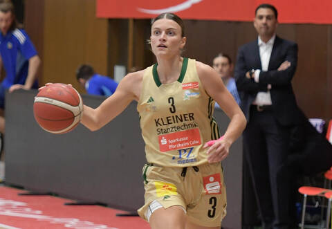 Alexandra Wilke spielt mit Keltern um den Titel.