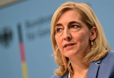 Ministerin Warken zur Finanzreform der gesetzlichen Krankenkasse