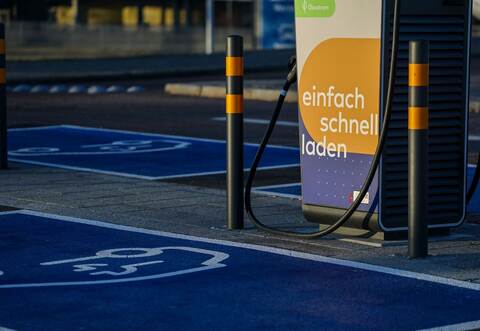 Ladesäule am Flughafen Leipzig/Halle