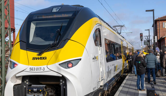 Die Hermann Hesse-Bahn am Tag der Einweihung.