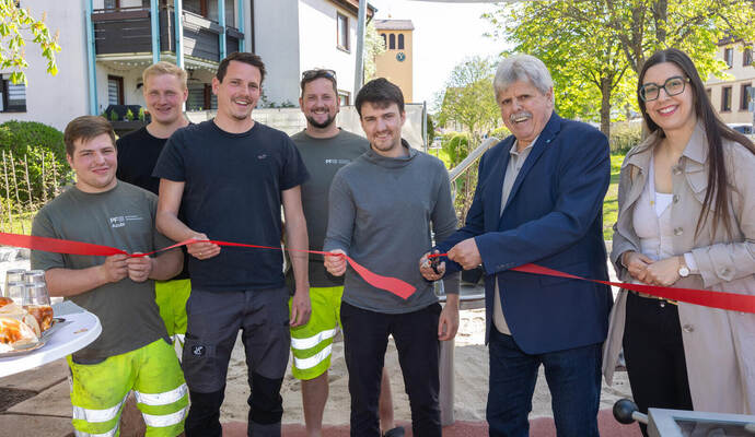 Einweihung Kinderspielplatz Hohenwart