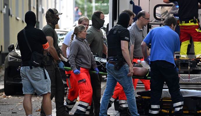 Großer Polizeieinsatz an Berufskolleg in Essen