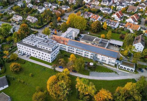 Das attraktive Gelände mit der Vaisana im Überblick.