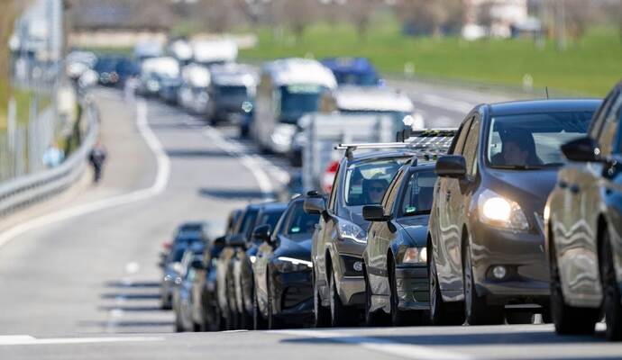 Osterreiseverkehr - Gotthardtunnel