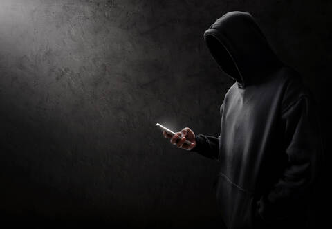 Auf die Drohung der Täterschaft verschickte der Mann über 3.000 Euro im Bitcoin.