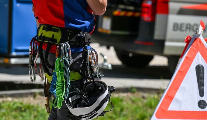 Rettungseinsatz in Falkensteiner Höhle