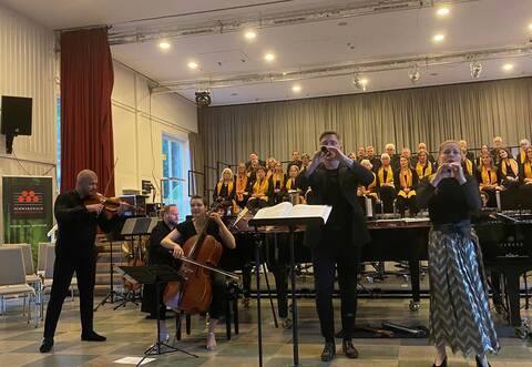 Traditionell findet eines der Eröffnungskonzerte des Schwarzwald Musikfestivals in der Trinkhalle Bad Wildbad statt. Touristik Bad Wildbad GmbH