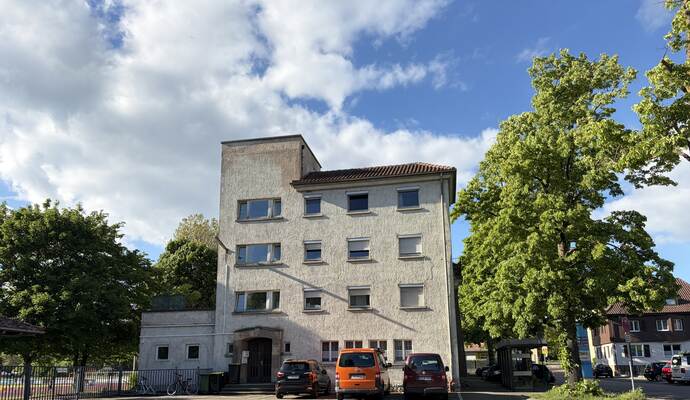 Wegen gravierender statischer Schäden soll die traditionsreiche Sporthalle nach den Sommerferien dauerhaft geschlossen und später abgerissen werden.