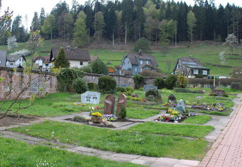 Der Gemeinderat hat am Dienstag über die Friedhofssatzung beraten. Diese ist in die Jahre gekommen und entspricht nun modernen Maßstäben.