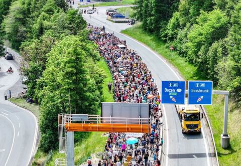 Demonstration und Totalsperre auf Brennerautobahn