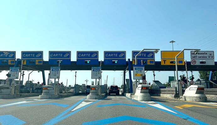 Mautstelle auf italienischer Autobahn