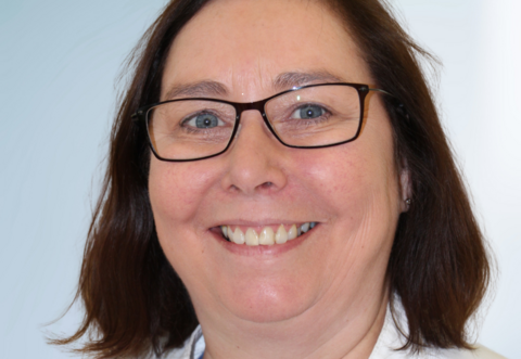 Prof. Dr. Ilka Ott präsentiert einen komplexen Eingriff beim diesjährigen Jahreskongress der Kardiologen.