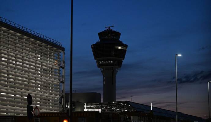 Flughafen München stellt Betrieb ein