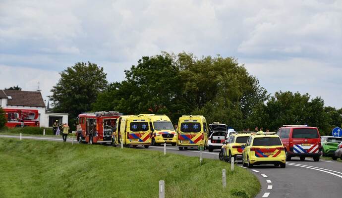 Trauer nach Unfall: Drei Kinder und Schulleiterin tot