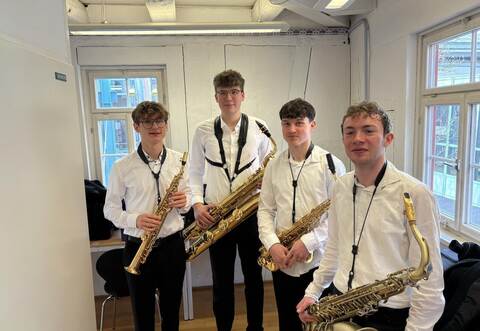 Der Hohenwarter Max Gindele, die Nagolder Luca Tober und Jari Aldinger sowie Nils Wagner aus Enzklösterle nahmen im Mai erfolgreich am Bundeswettbewerb „Jugend musiziert“ teil.
