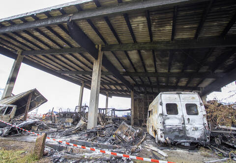 Brand Keltern Weiler Lagerhallen