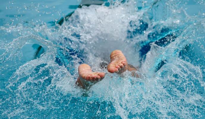 Abkühlung im Freibad in Brandenburg