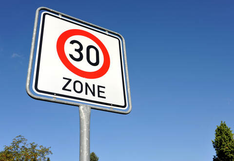 Tempo 30 kann nun sowohl in der Pforzheimer als auch in der Wimsheimer Straße ausgeweitet werden.