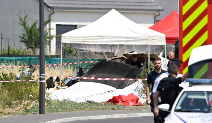 Elf Tote bei Flugzeugabsturz in Frankreich
