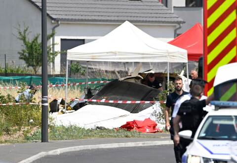 Elf Tote bei Flugzeugabsturz in Frankreich