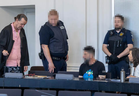 Prozess Versuchter Mord Schwurgericht