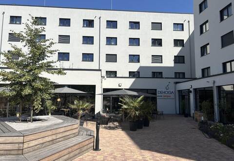 Noch mehr Platz als bisher bietet der Ausbildungscampus des Deutschen Hotellerie- und Gastronomieverbands (Dehoga) in Calw-Wimberg.