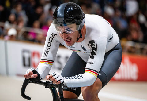 Moritz Augenstein (hier bei der WM 2025) holte sich bei den deutschen Meisterschaften Bronze im Scratch.
