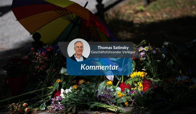 Beim Christopher Street Day in Berlin fuhr ein islamistischer Attentäter mit einem Kleinbus in die Feiernden.