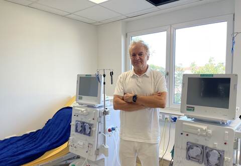 Dialyse-Arzt Dr. Rainer Miemietz warnt vor Problemen, sollten spezielle Fahrmöglichkeiten für seine Patienten fehlen.
